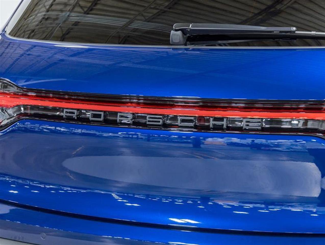2026 Porsche Macan  Photo