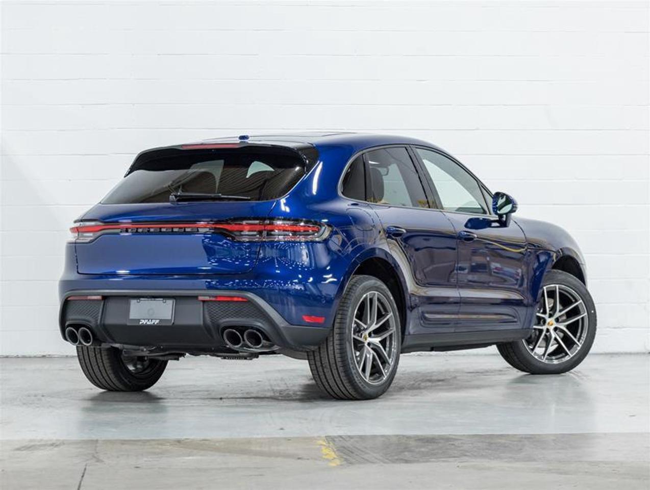2026 Porsche Macan  Photo