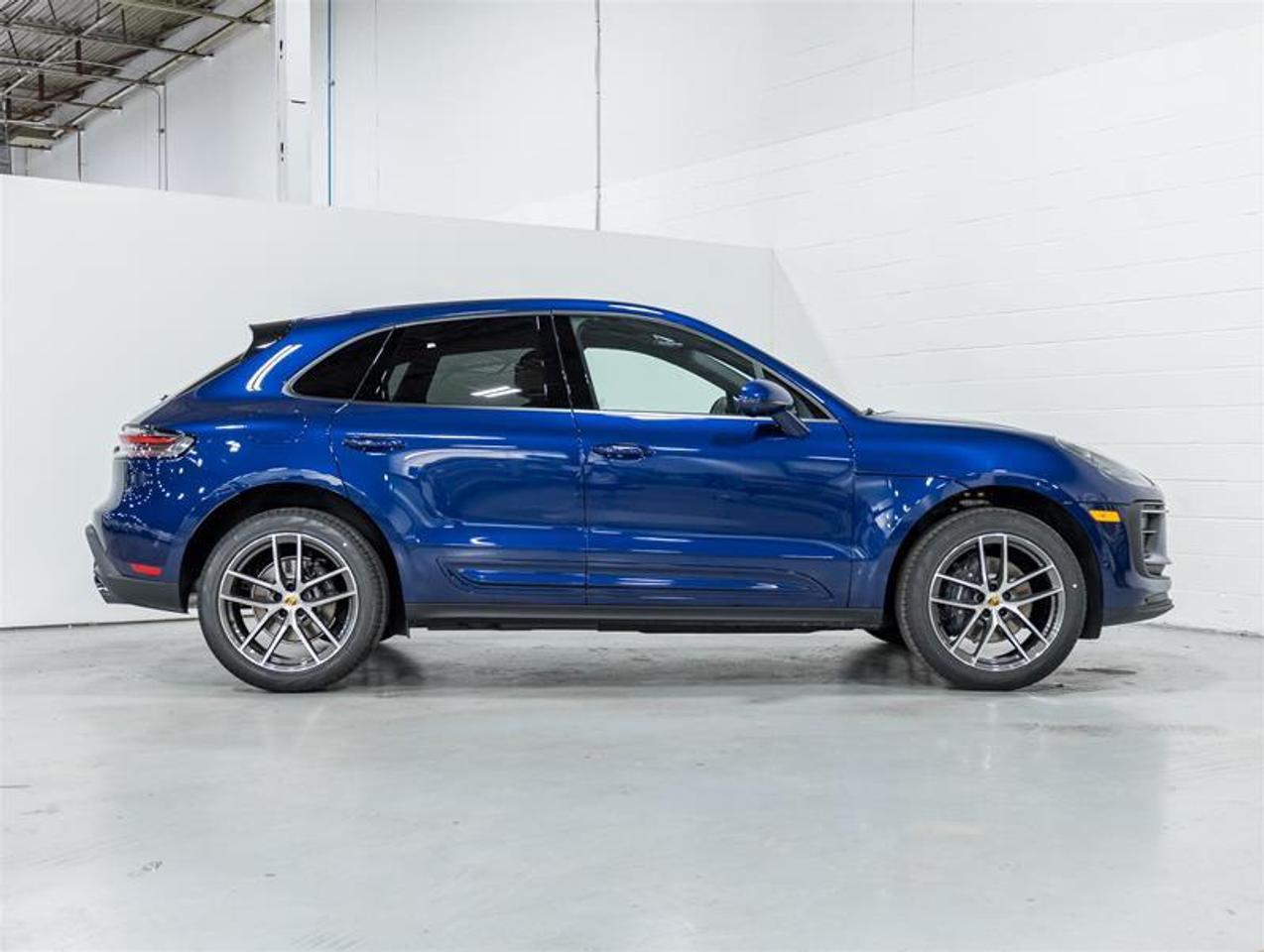 2026 Porsche Macan  Photo