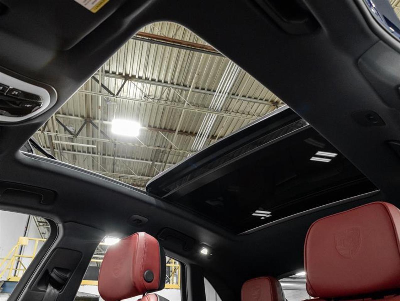 2026 Porsche Macan  Photo