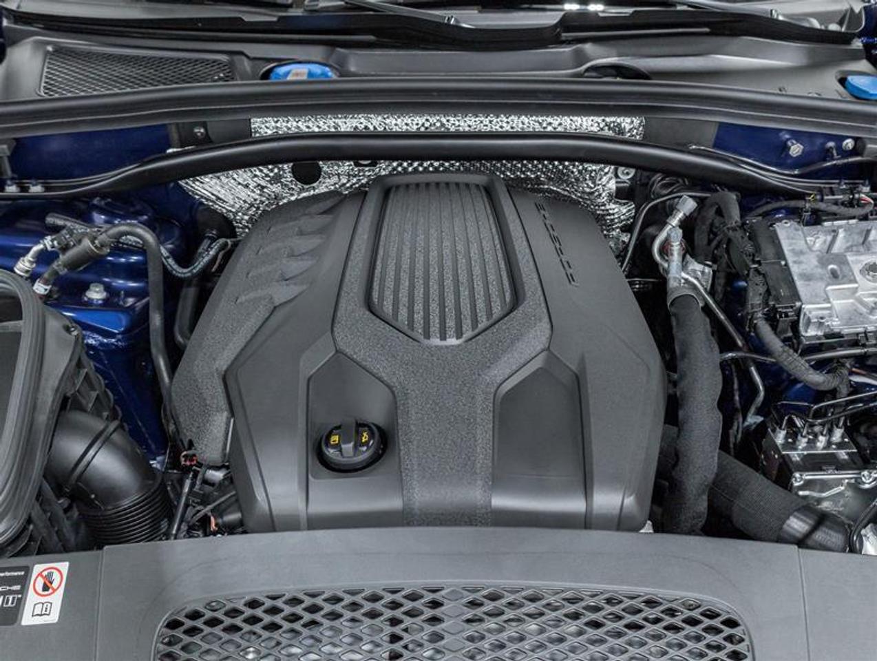 2026 Porsche Macan  Photo