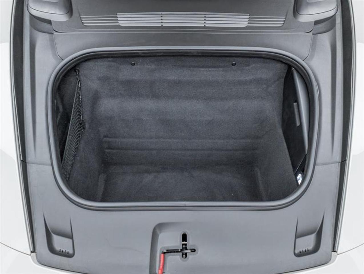 2023 Porsche 911  Photo2