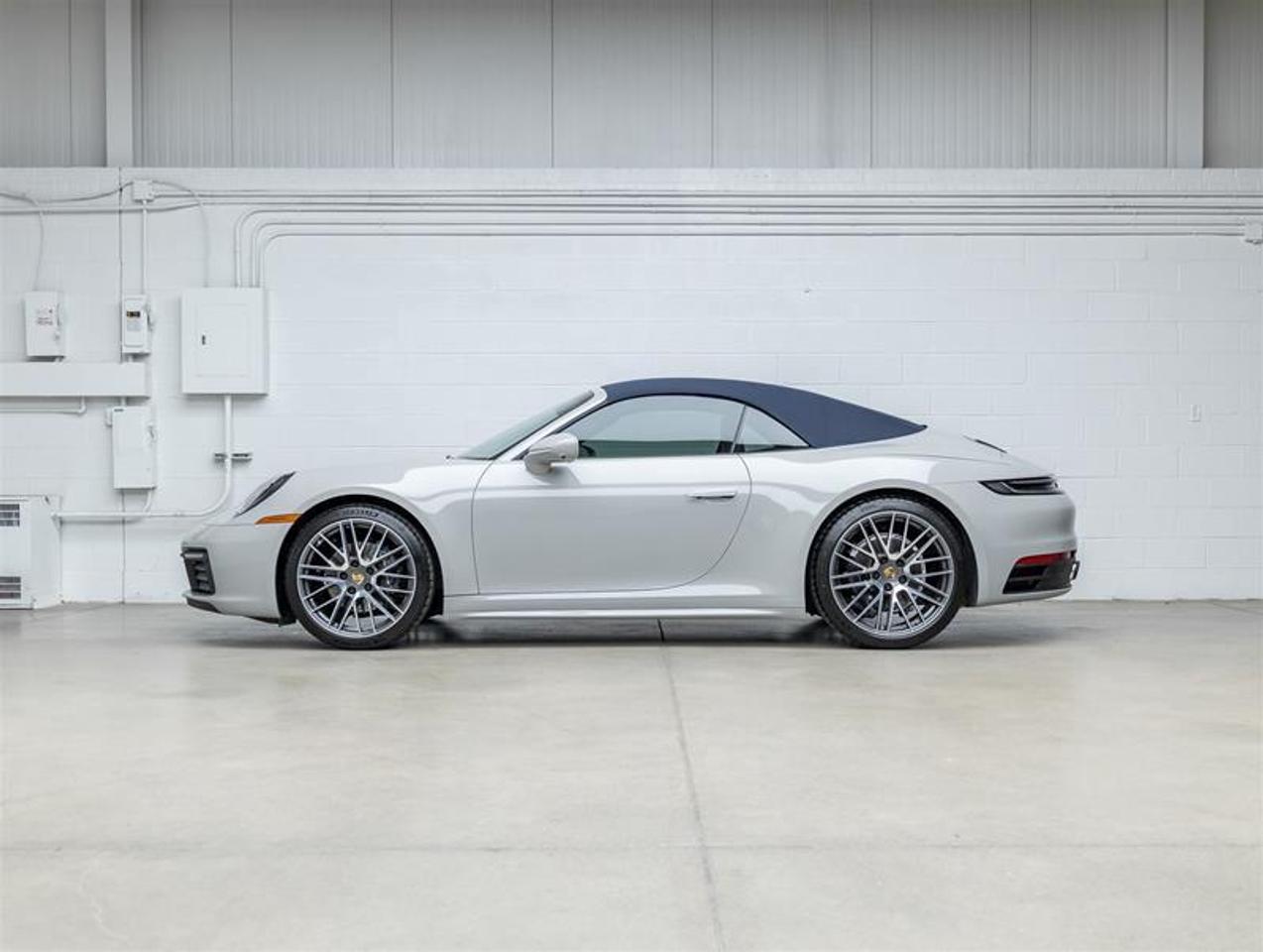 2023 Porsche 911  Photo