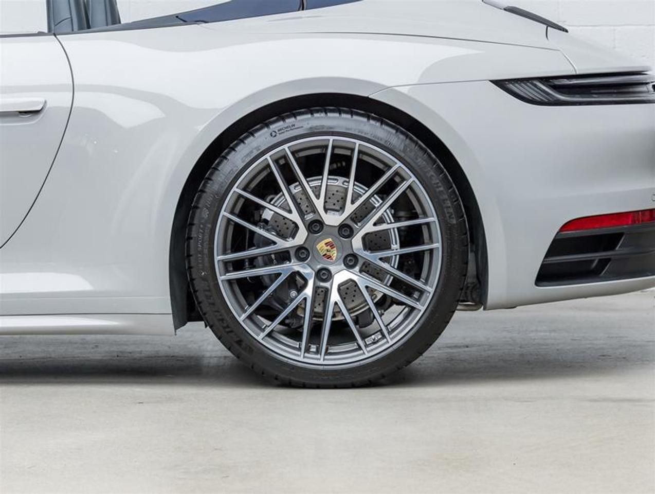 2023 Porsche 911  Photo