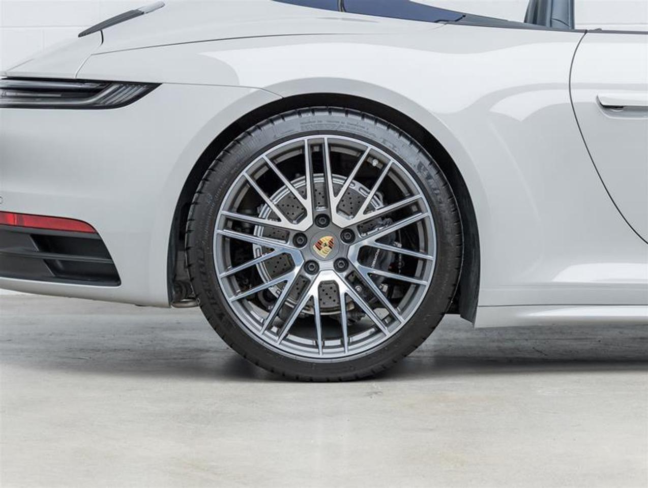 2023 Porsche 911  Photo