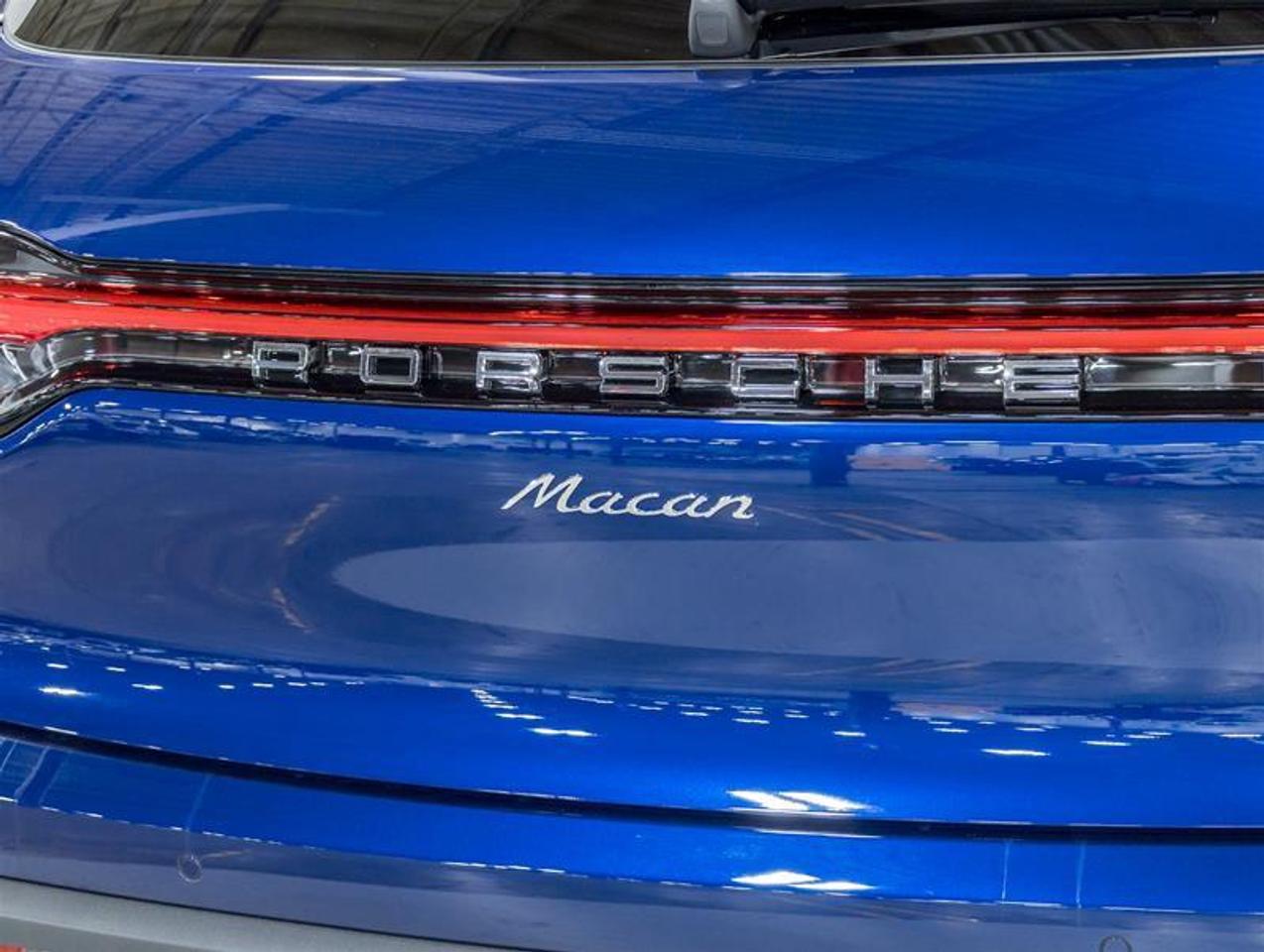 2026 Porsche Macan  Photo