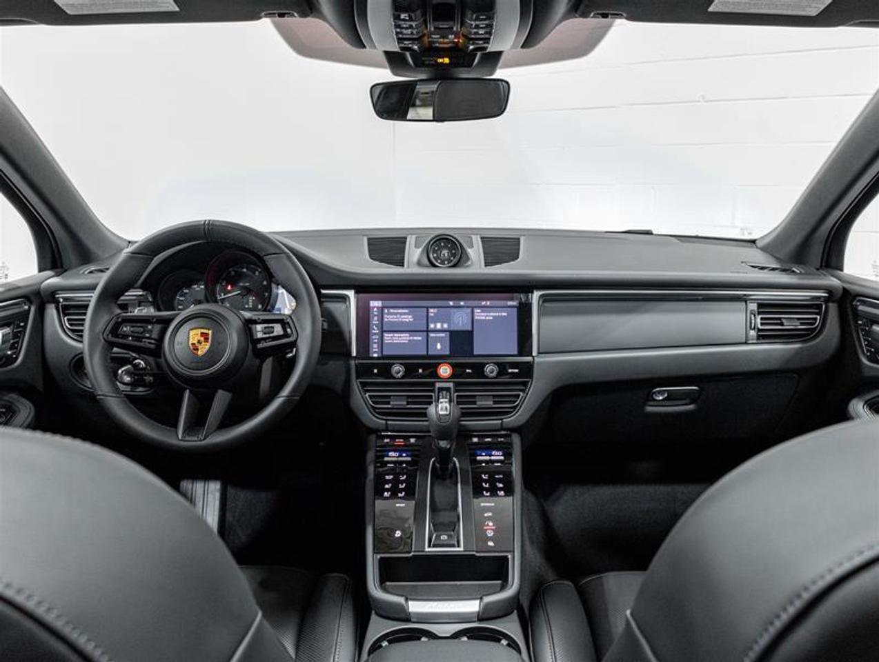 2026 Porsche Macan  Photo