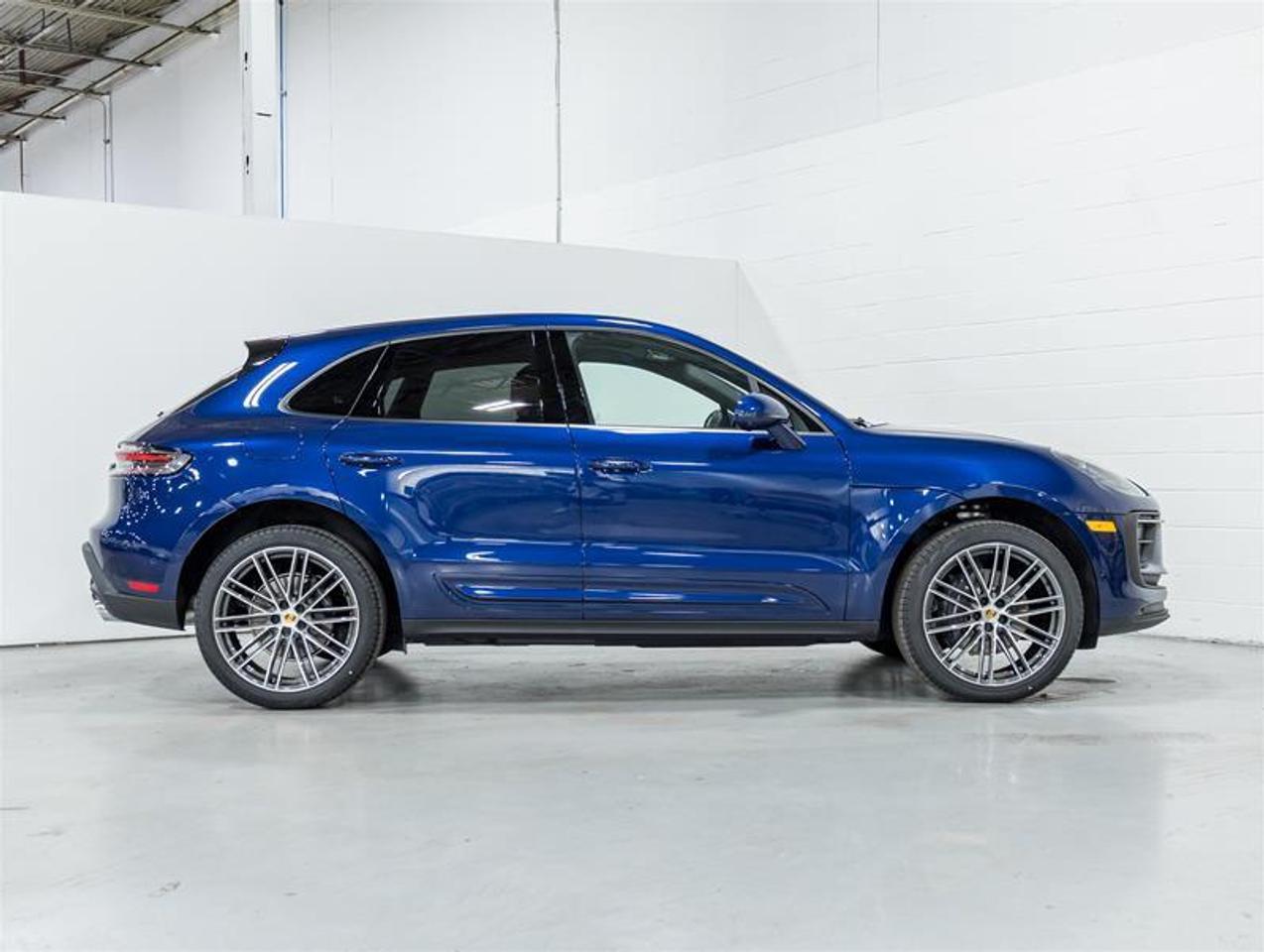 2026 Porsche Macan  Photo