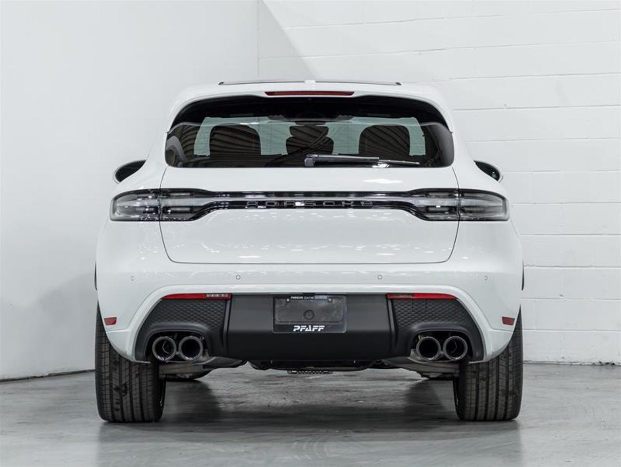 2026 Porsche Macan  Photo