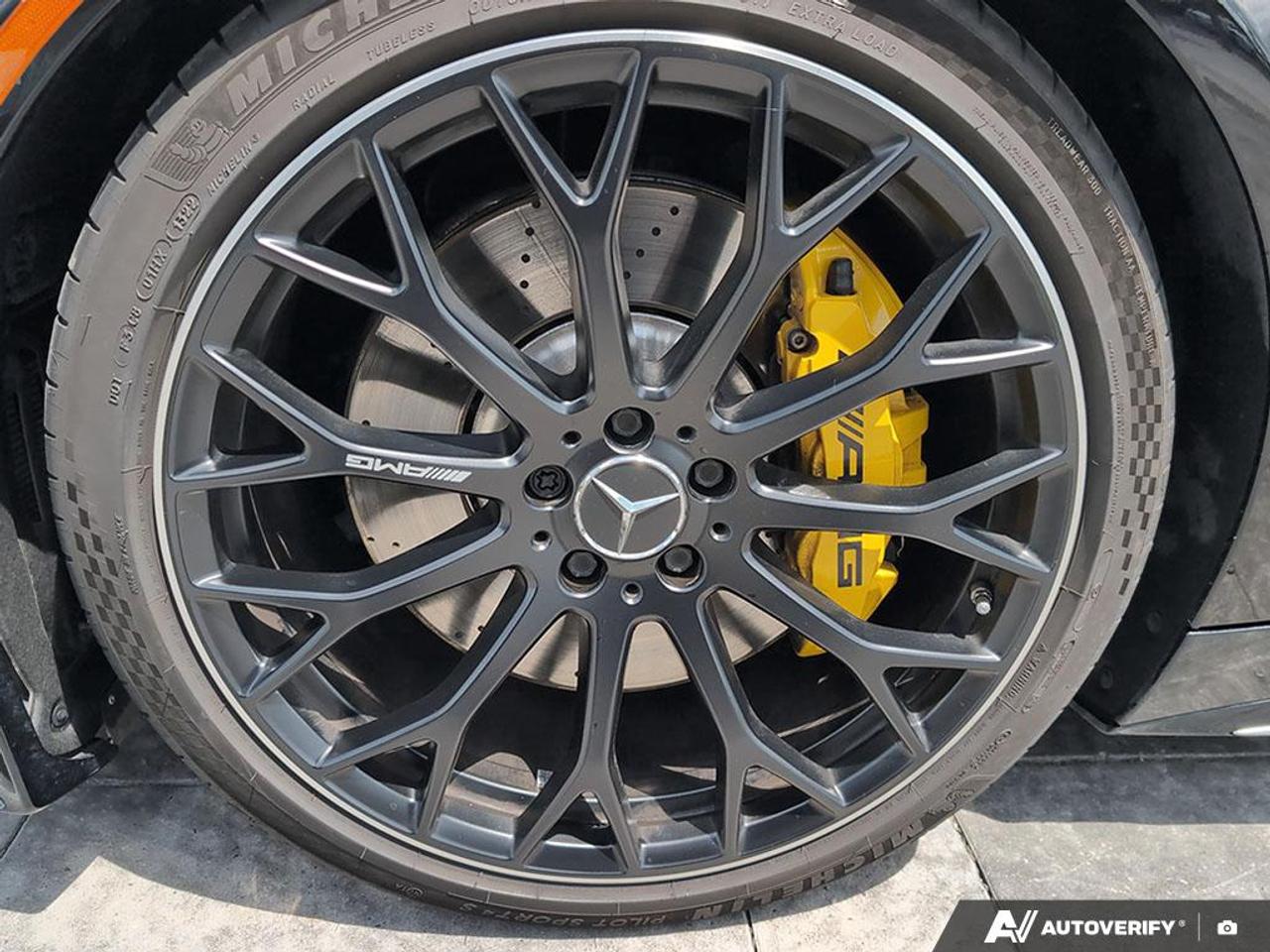 2022 Mercedes-Benz AMG SL 63 Base AMG SL 63 2dr All-Wheel Drive 4MATIC+ Roadster Photo