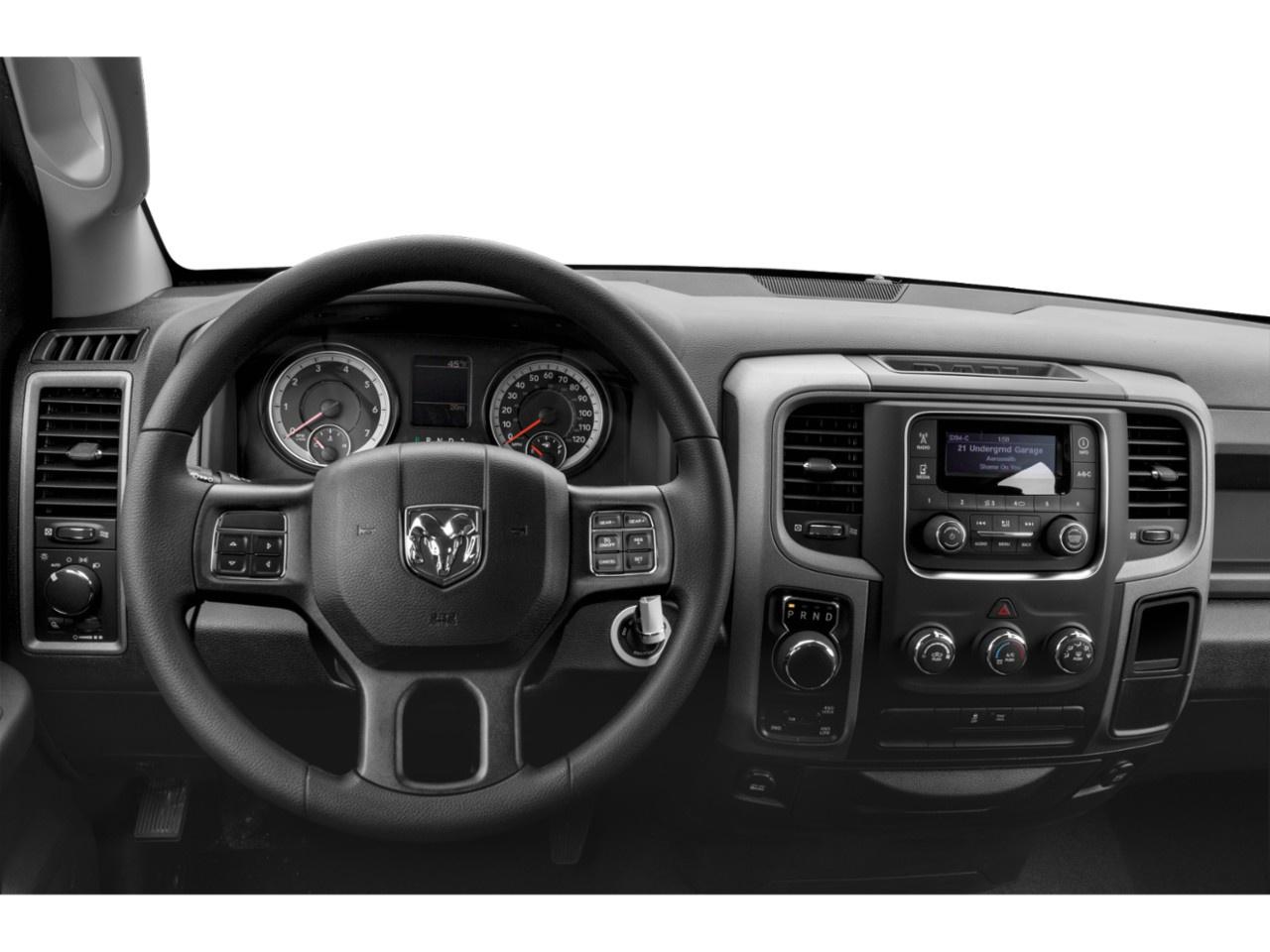 2015 RAM 1500 4WD Quad Cab 6.4 Ft Box ST Photo3
