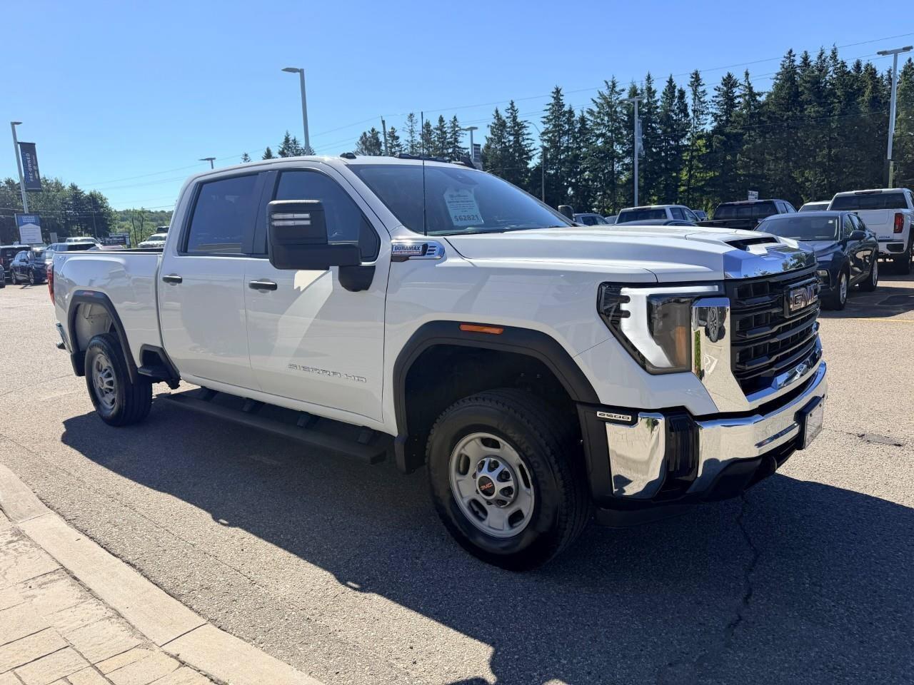 2024 GMC SIERRA 2500HD 4WD Crew Cab 159  Pro Photo