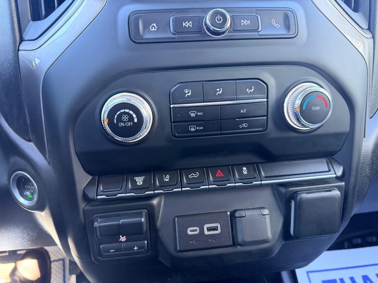 2024 GMC SIERRA 2500HD 4WD Crew Cab 159  Pro Photo