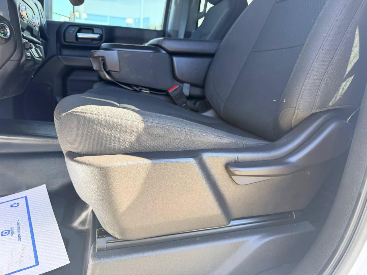 2024 GMC SIERRA 2500HD 4WD Crew Cab 159  Pro Photo