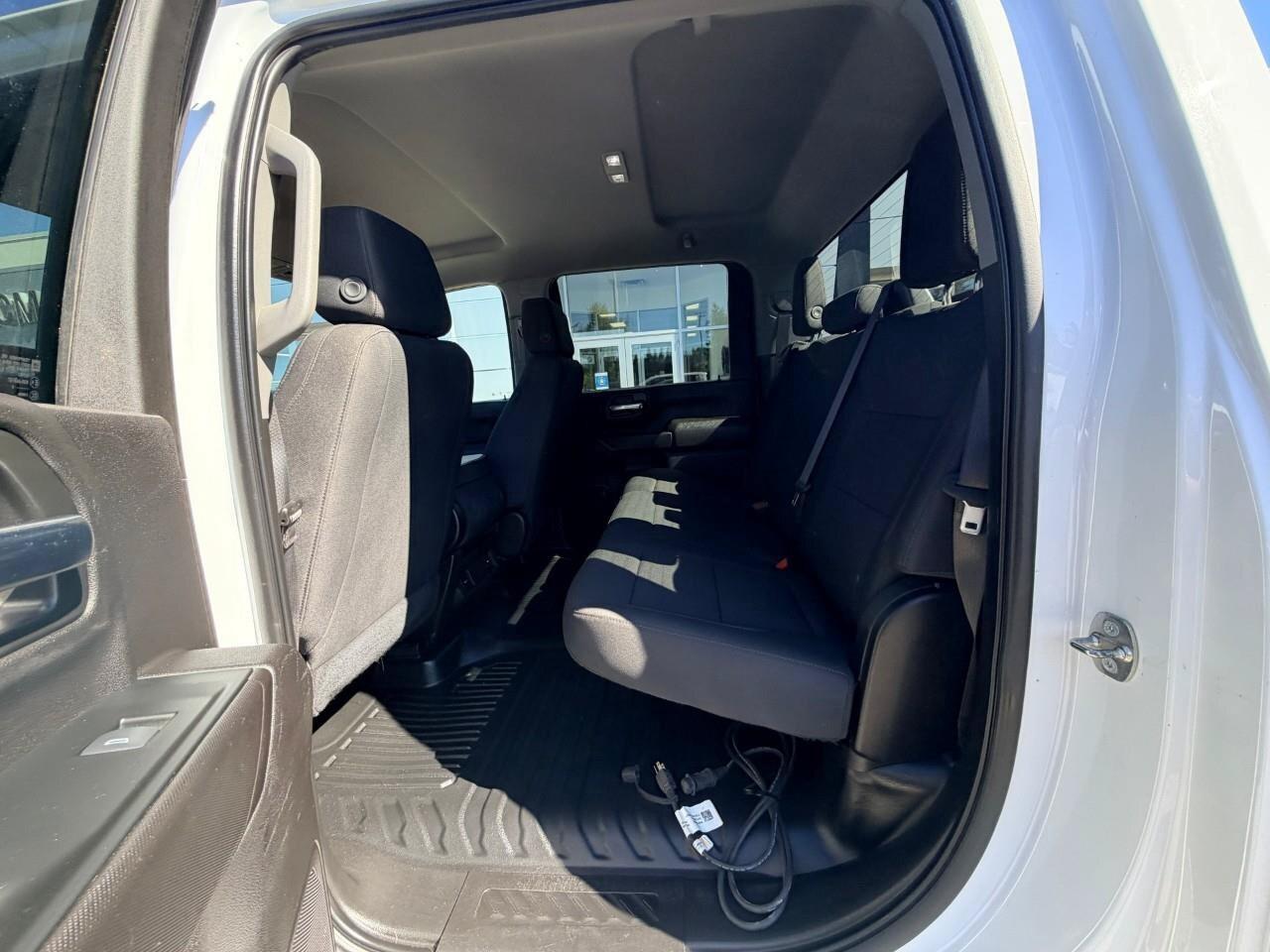 2024 GMC SIERRA 2500HD 4WD Crew Cab 159  Pro Photo