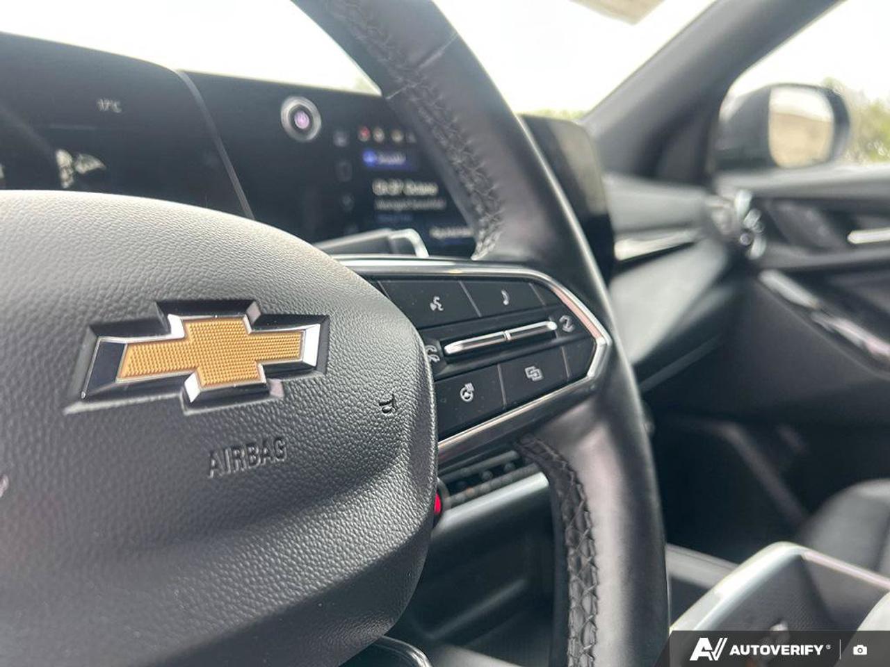 2025 Chevrolet Equinox AWD LT Photo
