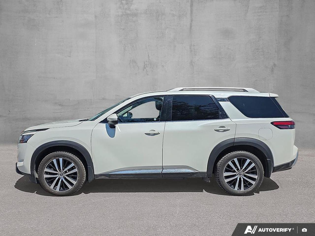 2024 Nissan Pathfinder Platinum | 3RD ROW | 7 PASSENGER | Apple Car Play | Photo5