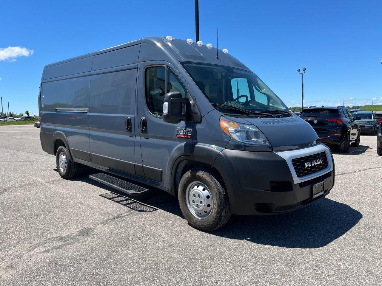 2020 RAM ProMaster Cargo Van 3500 High Roof 159 WB EXT Photo3