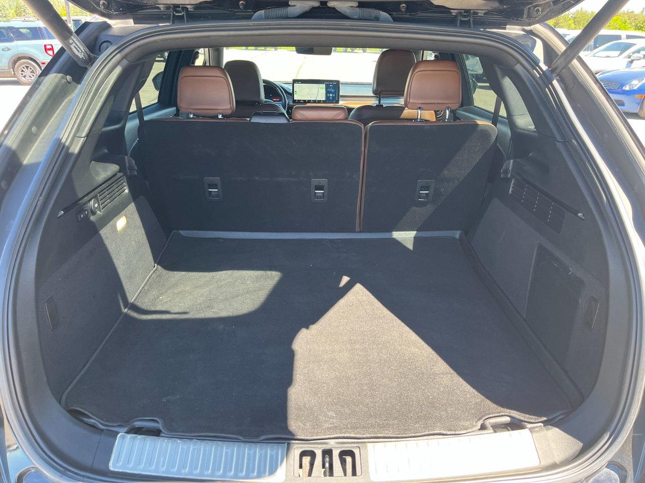2022 Lincoln Nautilus Reserve AWD Photo