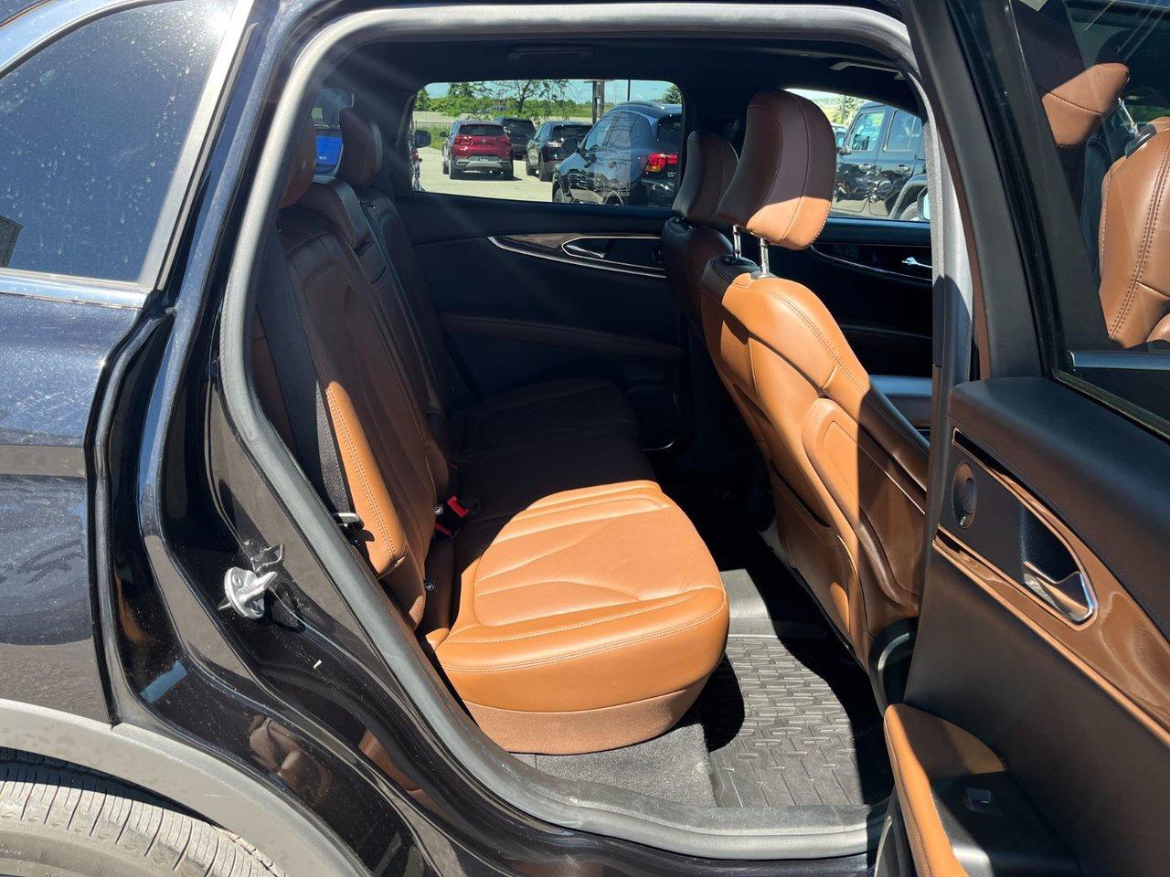 2022 Lincoln Nautilus Reserve AWD Photo