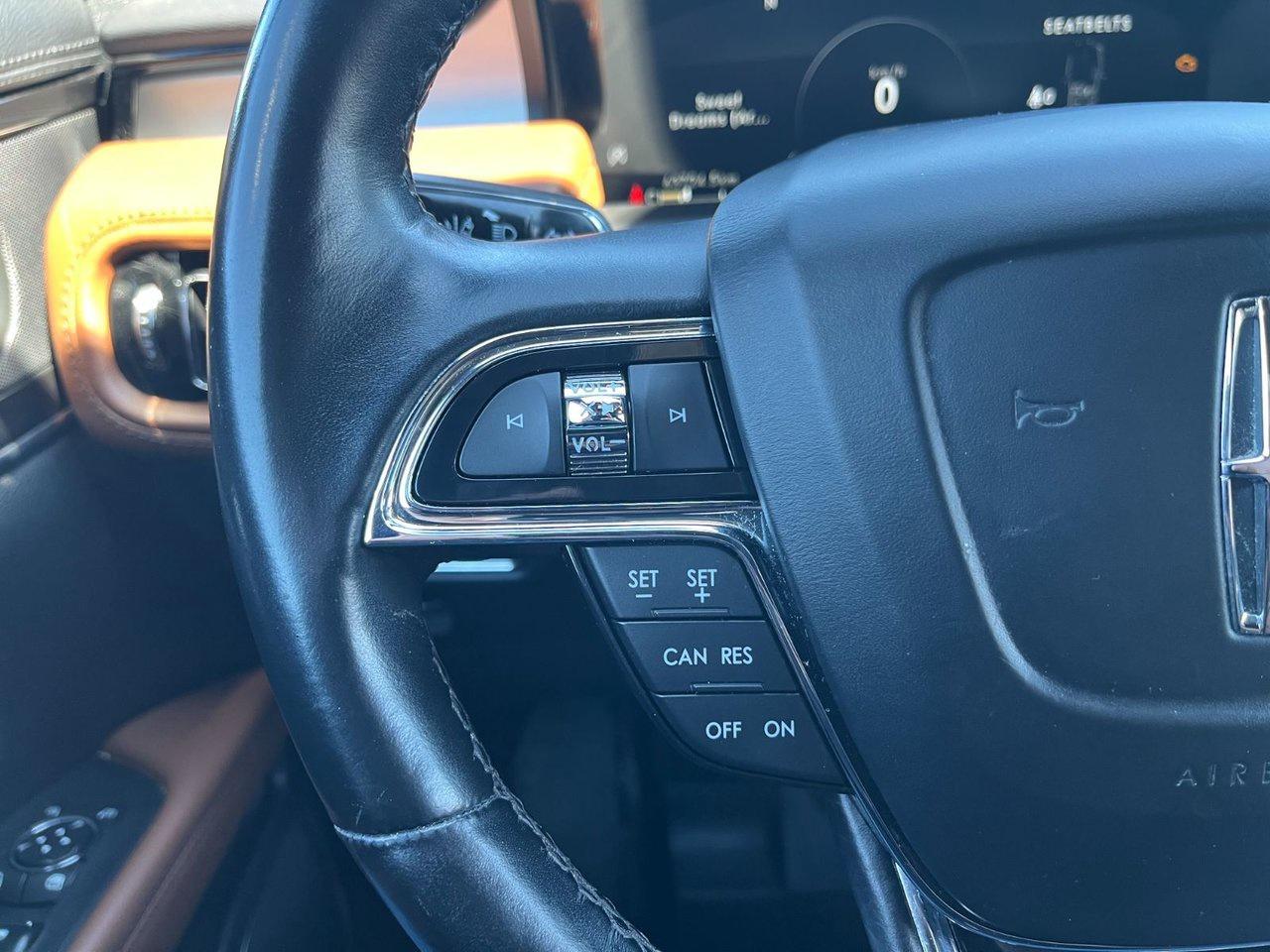 2022 Lincoln Nautilus Reserve AWD Photo