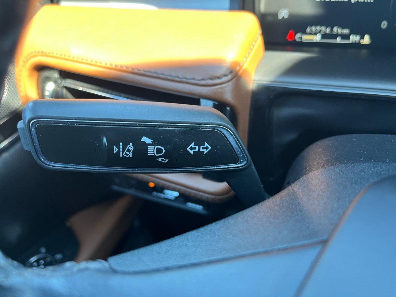2022 Lincoln Nautilus Reserve AWD Photo