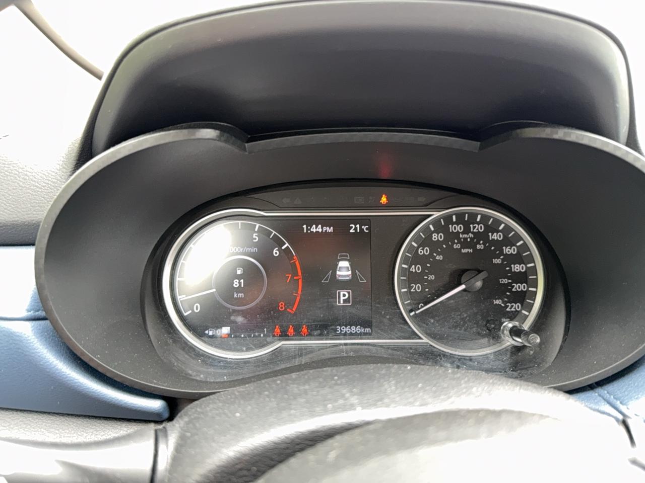 2025 Nissan Versa SV Photo