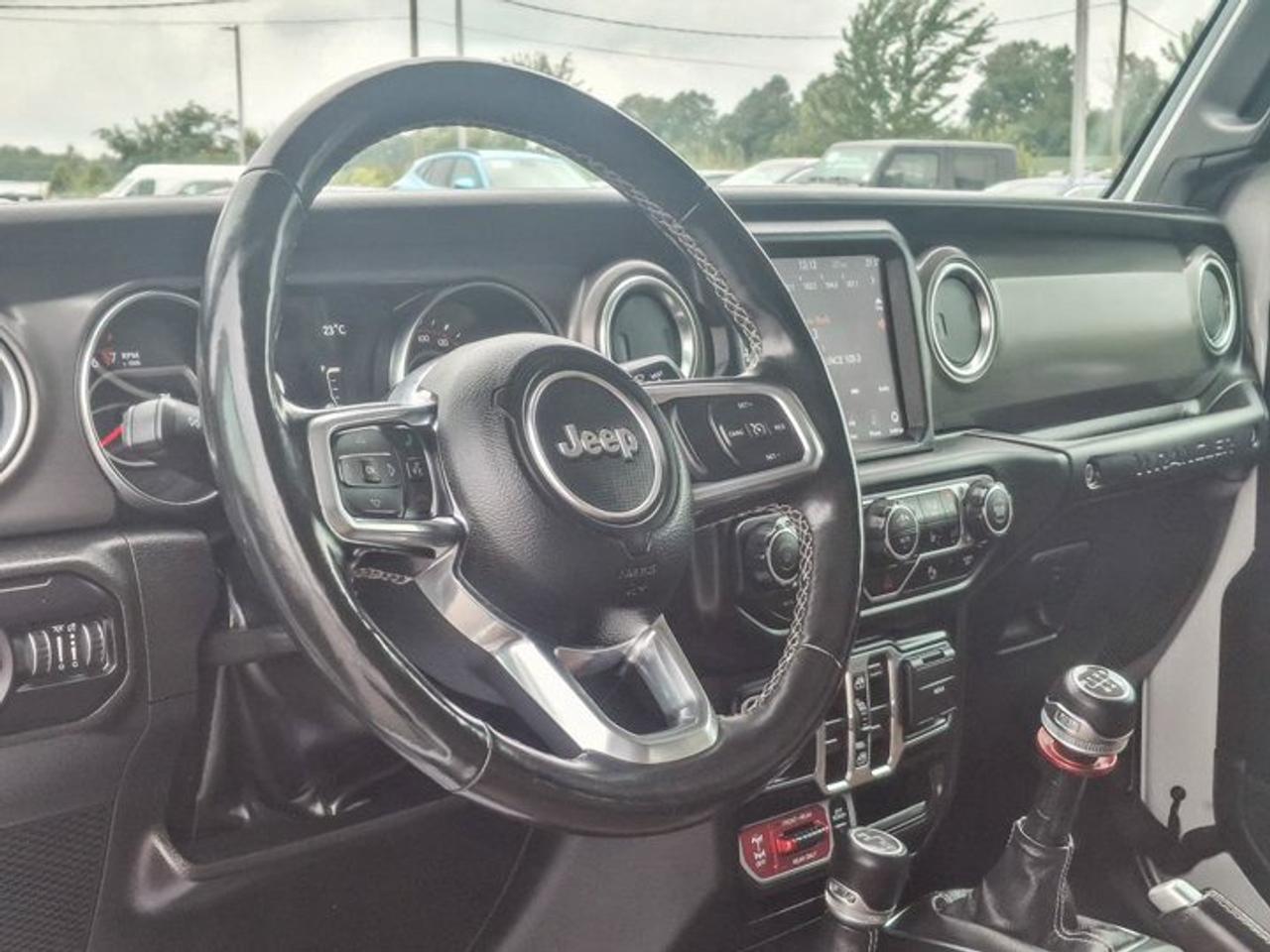 2022 Jeep Wrangler Unlimited Rubicon 4WD V6 | Manual | Leather | Nav |  Cold Weather Group | Freedom Top | Photo
