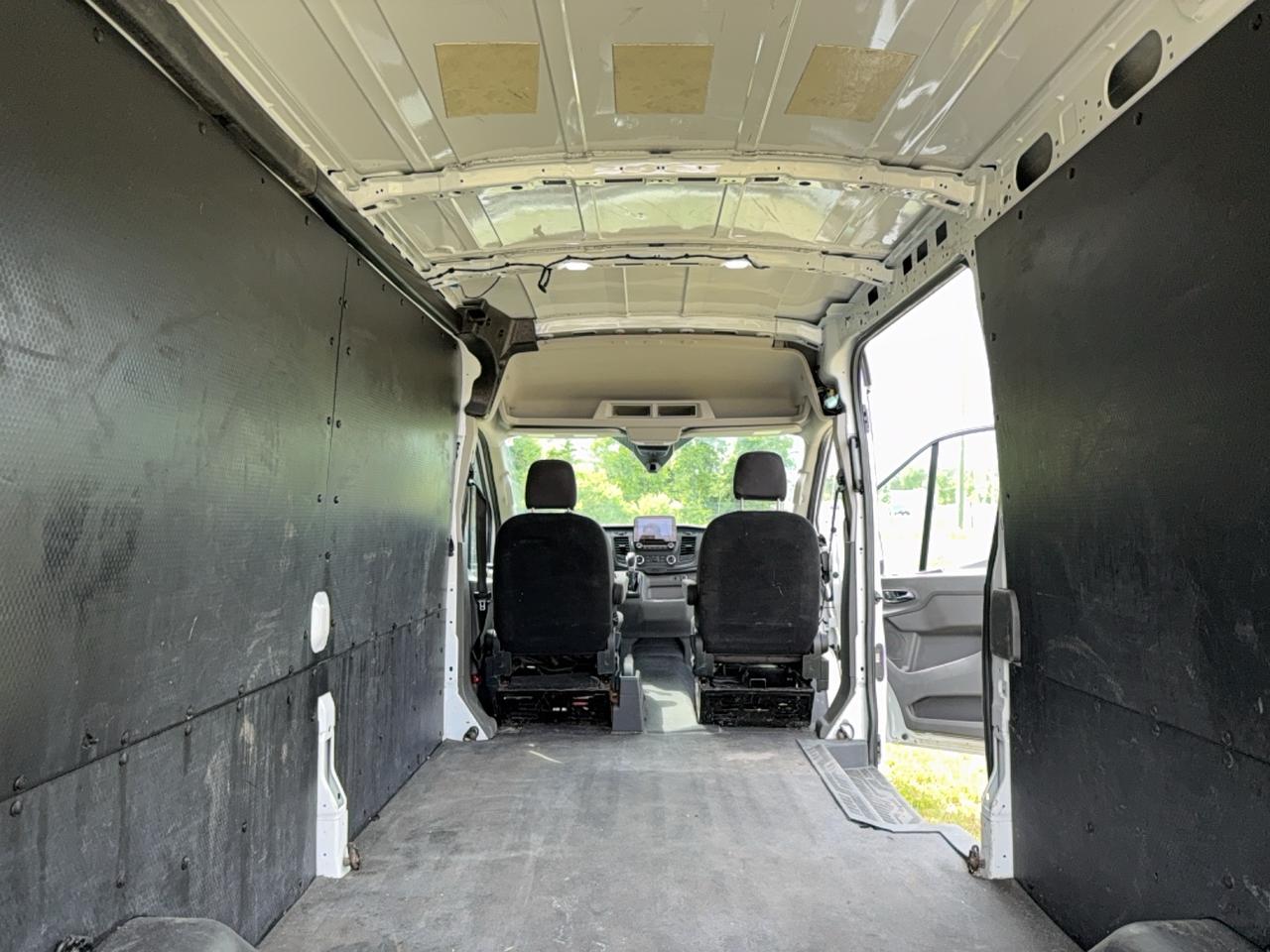 2020 Ford Transit Cargo Van  Photo