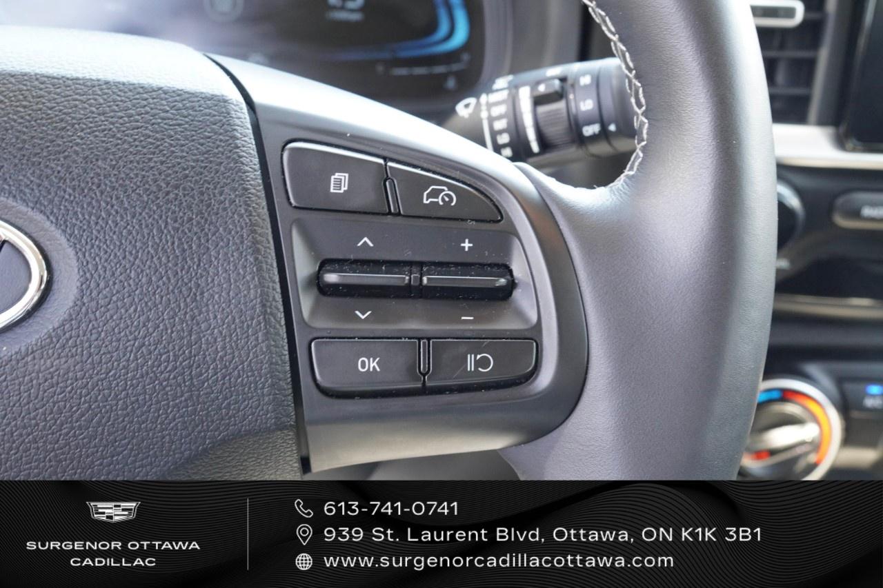 2025 Hyundai Venue Preferred IVT Photo