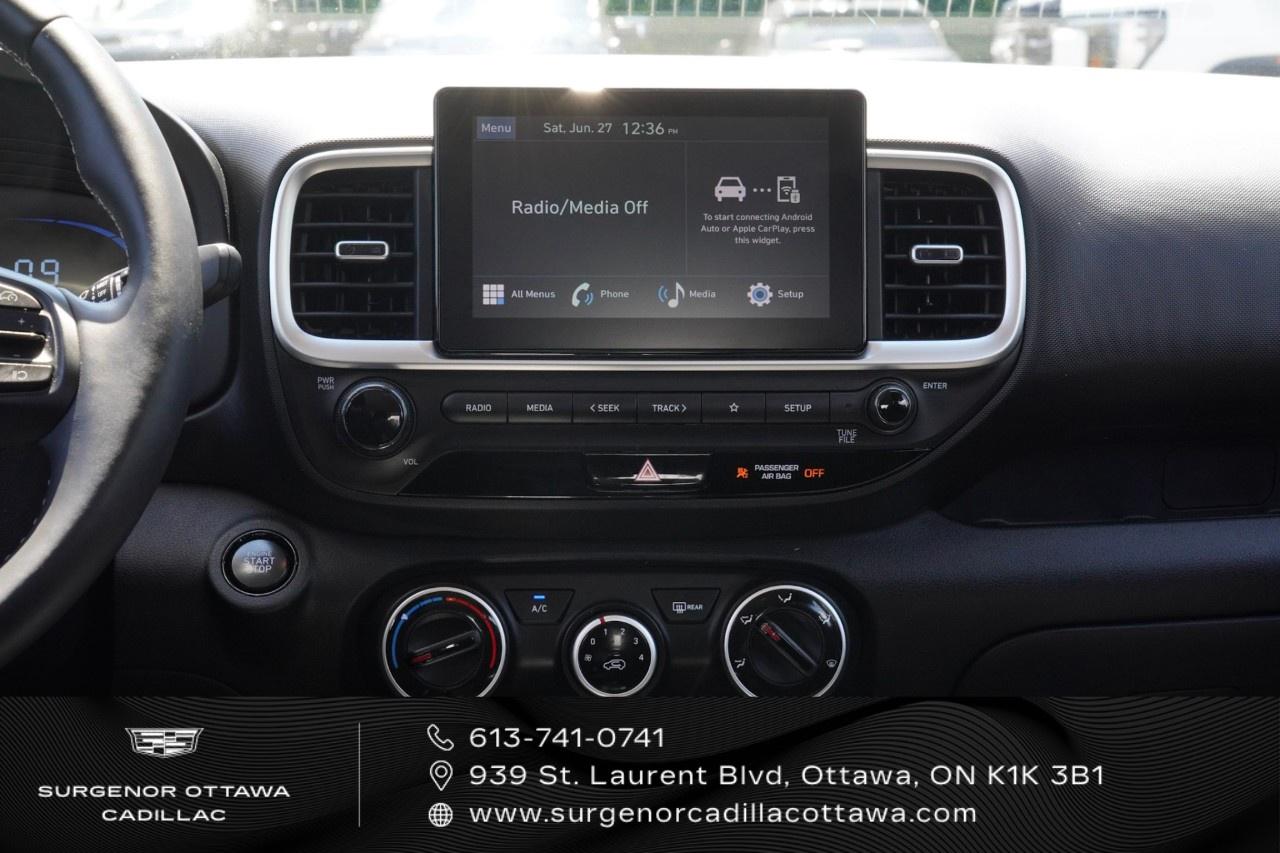2025 Hyundai Venue Preferred IVT Photo