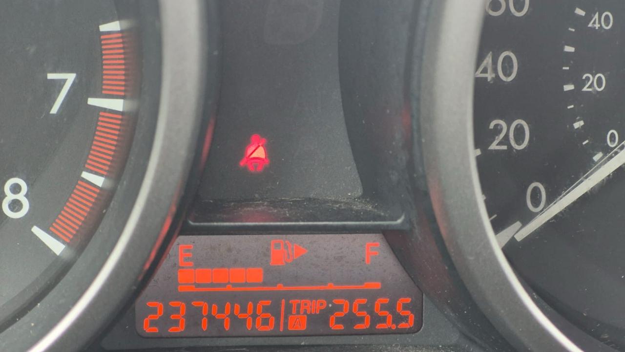 2010 Mazda MAZDA3 GX, NO ACCIDENTS, HATCHBACK, RELIABLE, CERT Photo