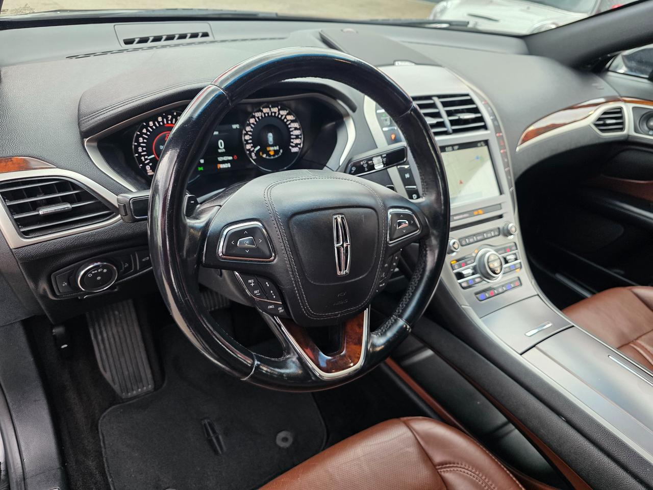 2017 Lincoln MKZ AWD Reserve Photo