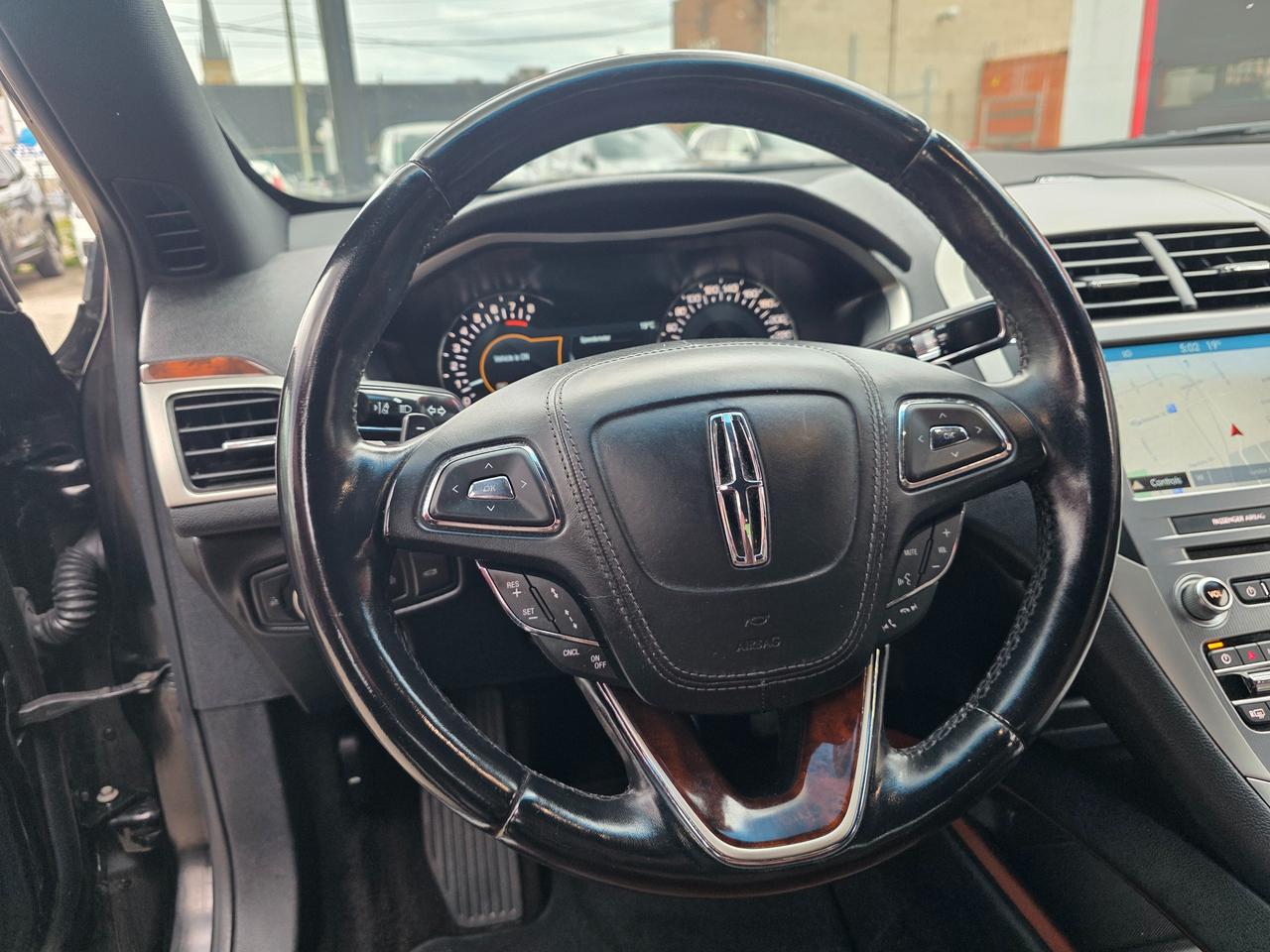2017 Lincoln MKZ AWD Reserve Photo