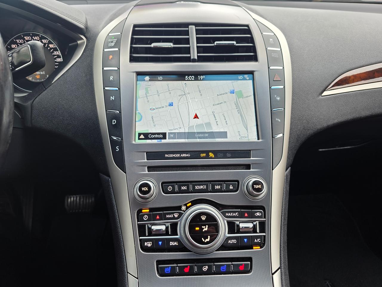 2017 Lincoln MKZ AWD Reserve Photo