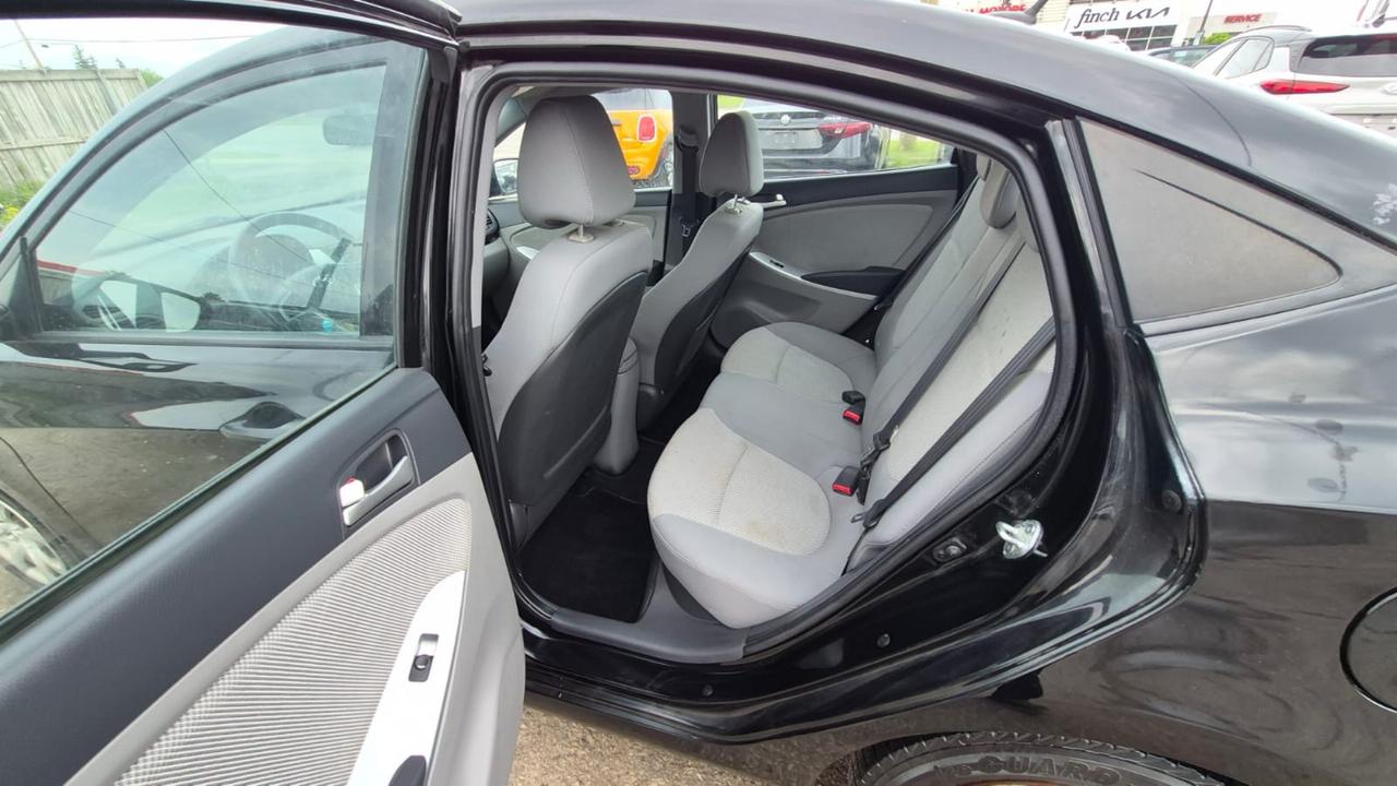 2013 Hyundai Accent GL, AUTO, SEDAN, ONLY 149KMS, 61 SERVICE RECORDS Photo
