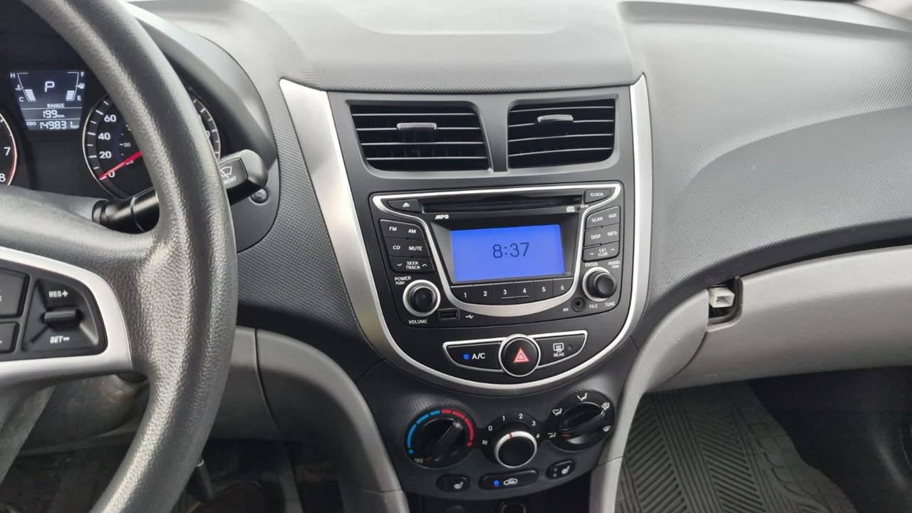2013 Hyundai Accent GL, AUTO, SEDAN, ONLY 149KMS, 61 SERVICE RECORDS Photo