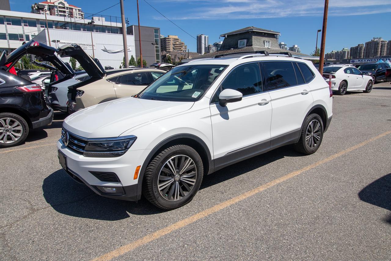 2018 Volkswagen Tiguan Highline 4MOTION Photo1