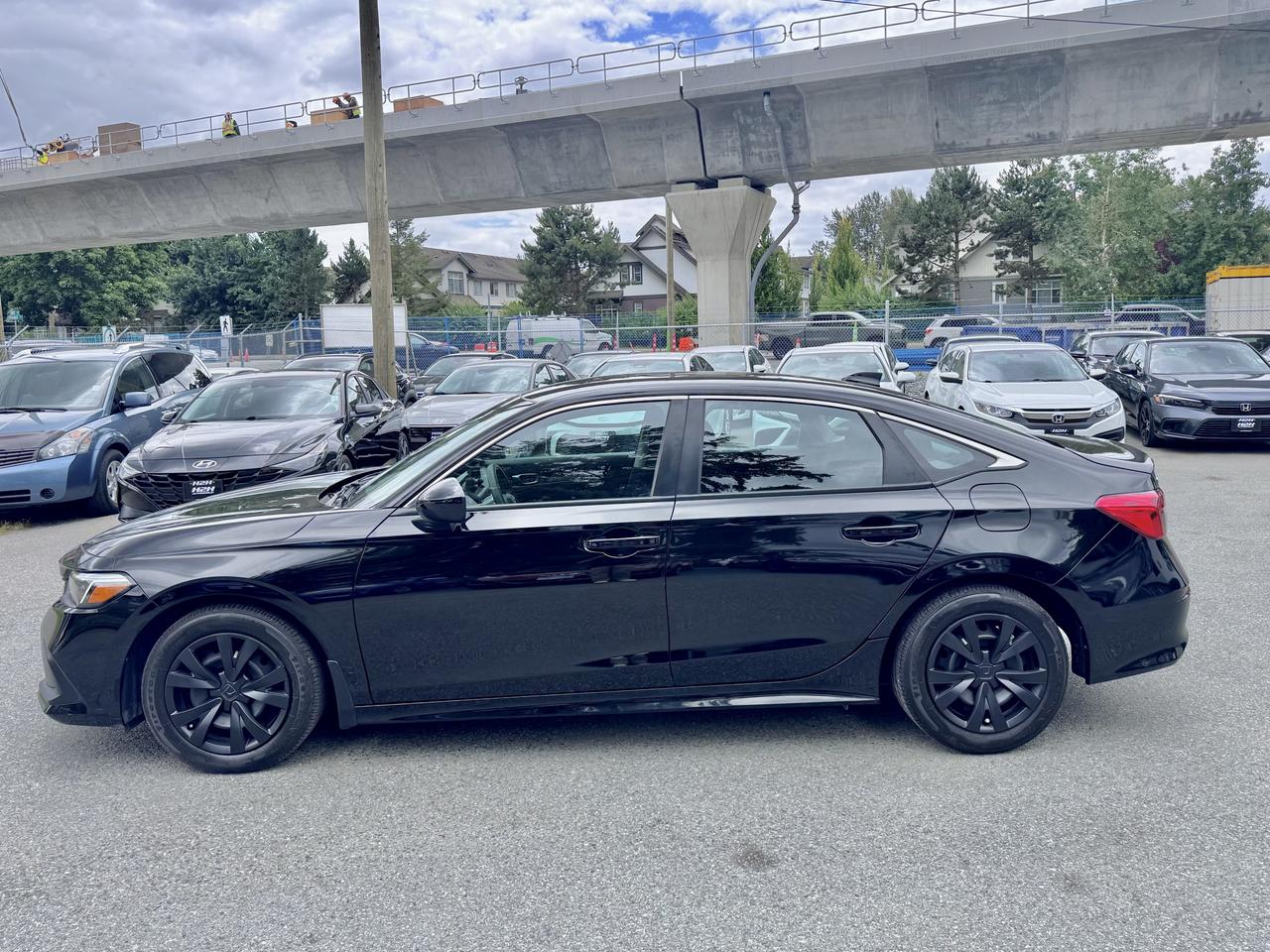 2022 Honda Civic LX FINANCING AVAILABLE Photo8