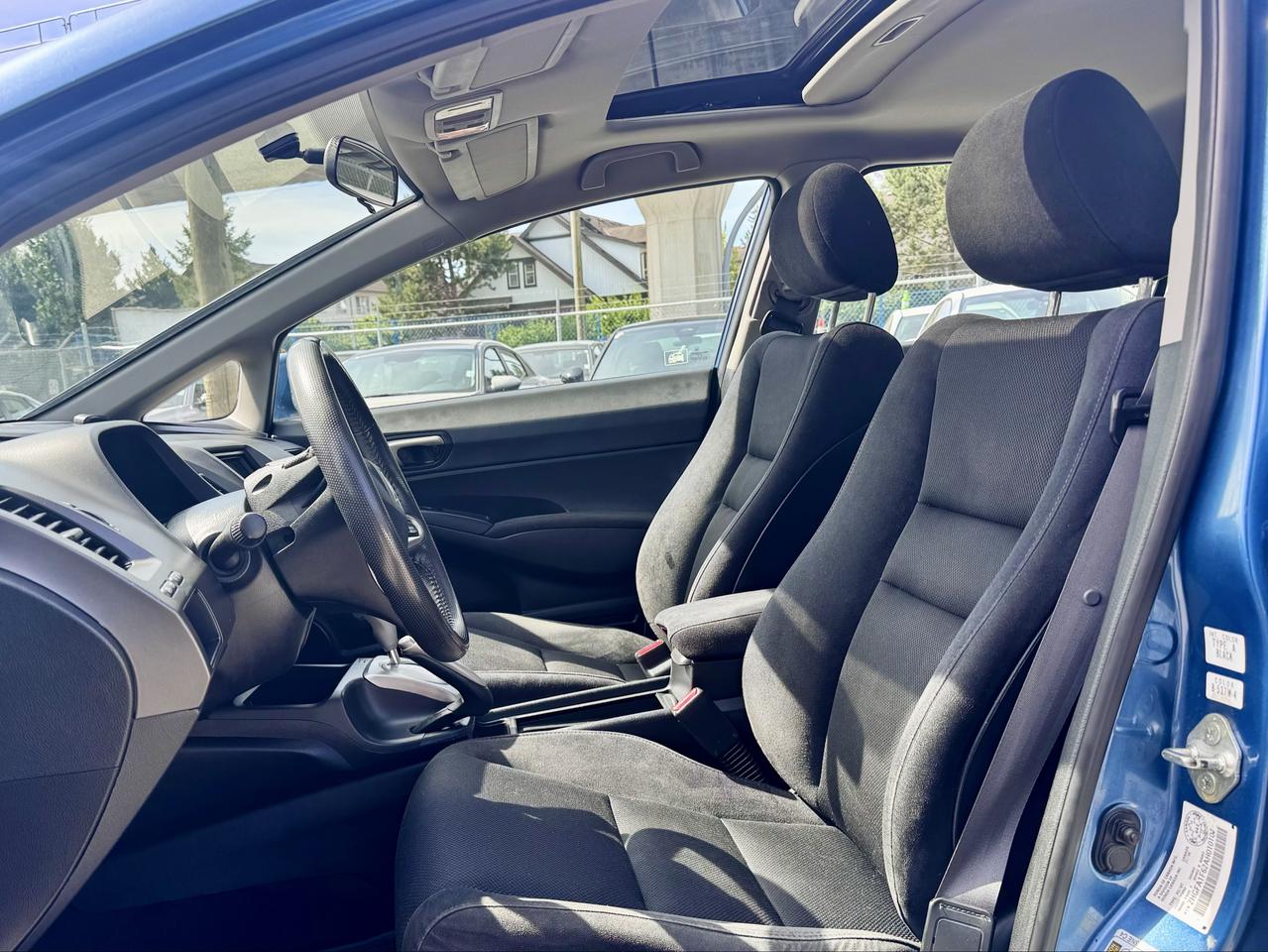 2010 Honda Civic Sport FINANCING AVAILABLE Photo9