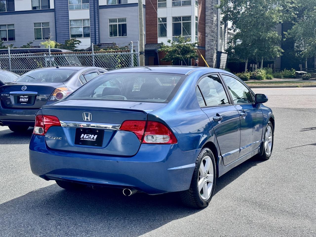 2010 Honda Civic Sport FINANCING AVAILABLE Photo5