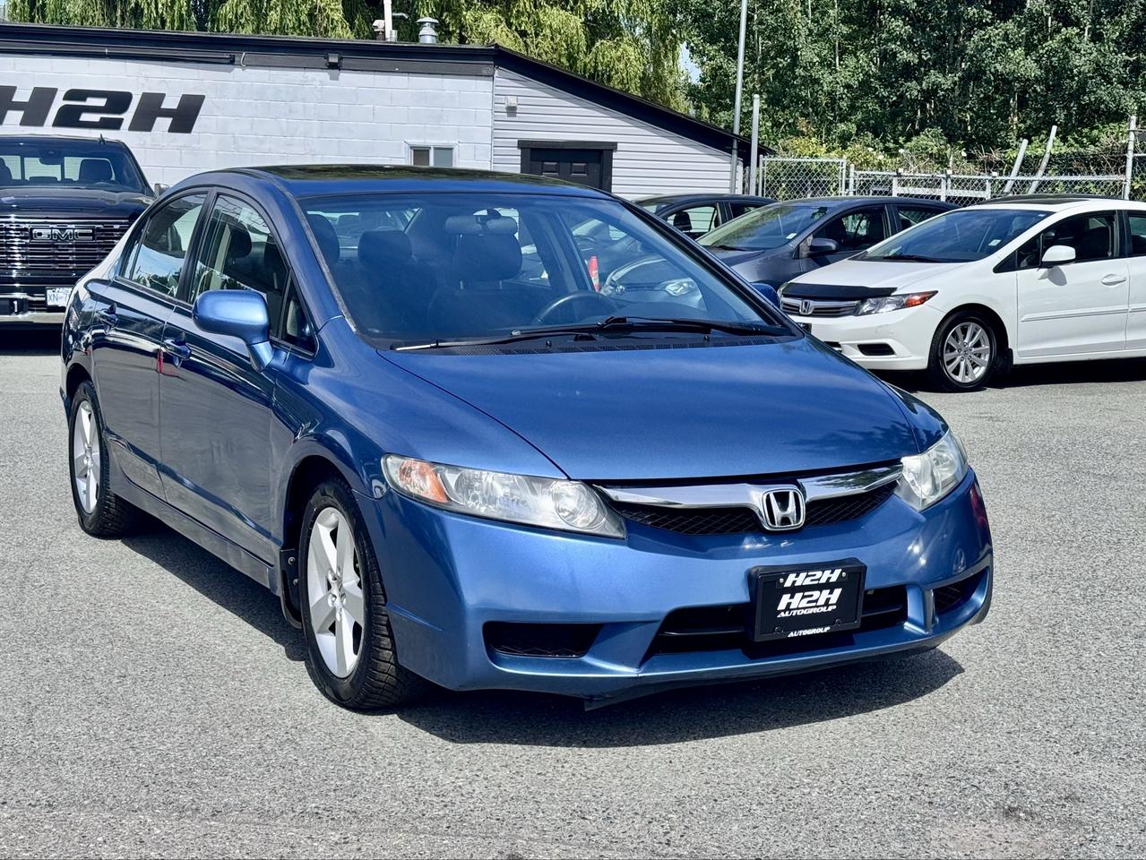 2010 Honda Civic Sport FINANCING AVAILABLE Photo3