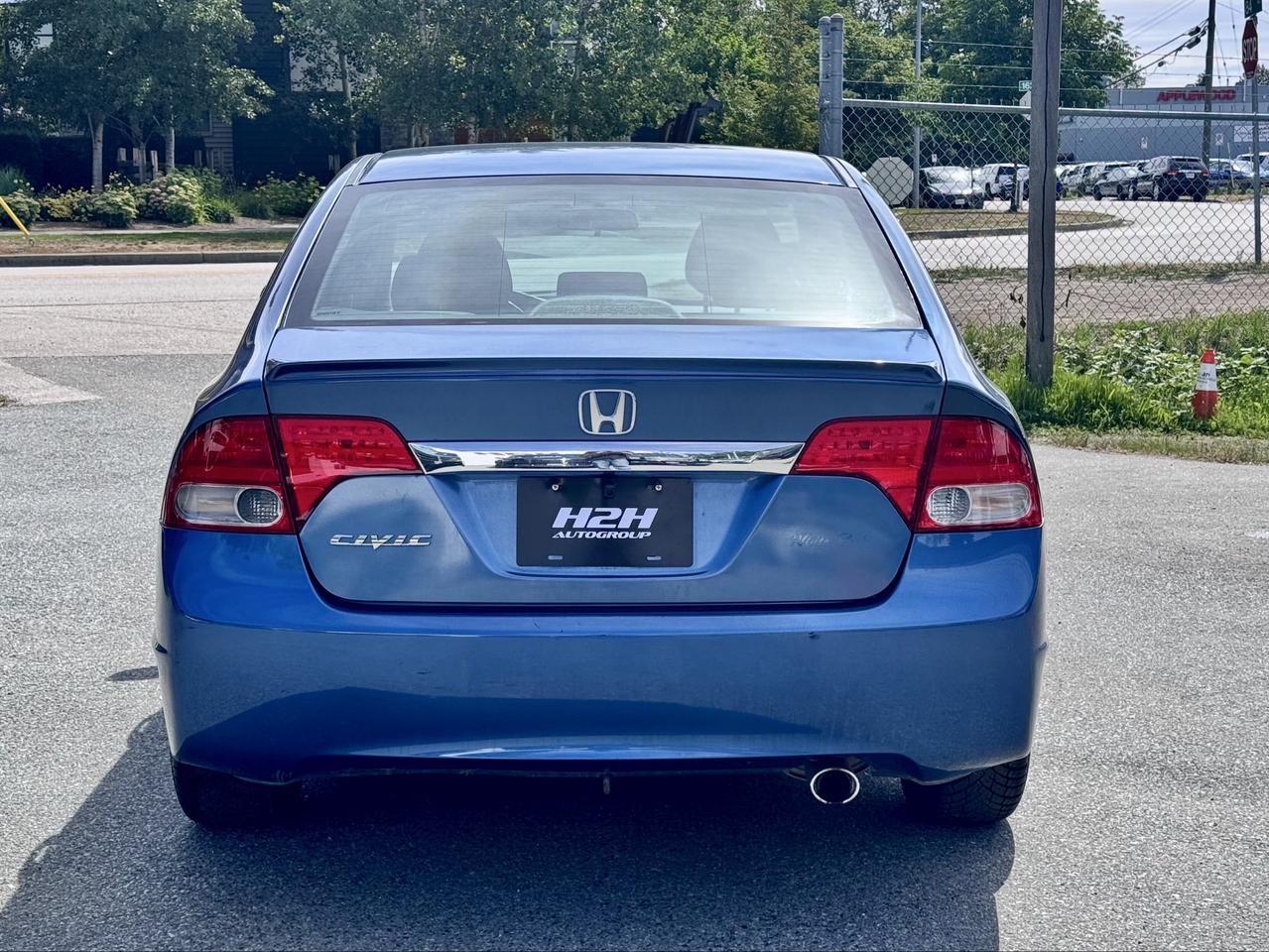 2010 Honda Civic Sport FINANCING AVAILABLE Photo6