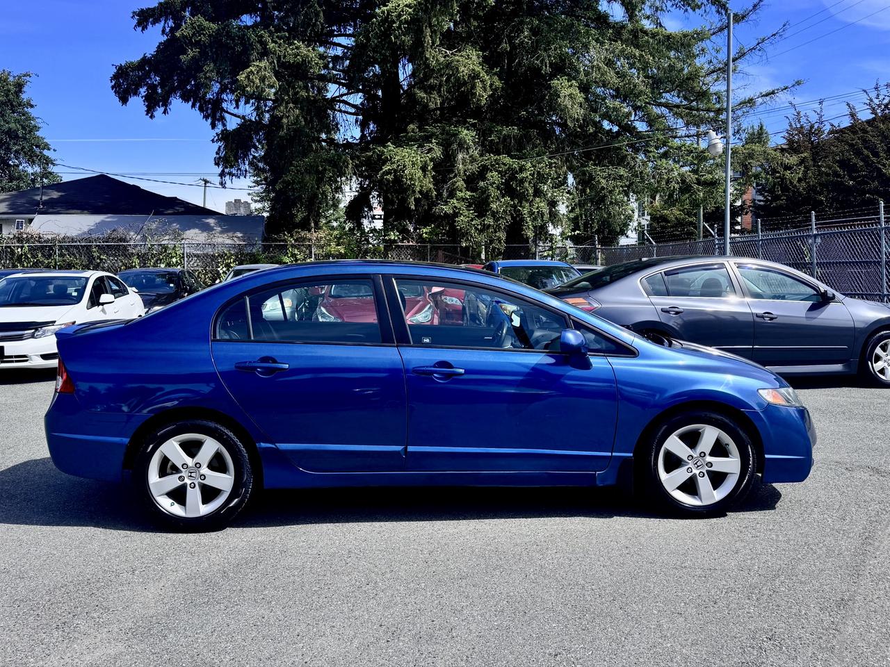 2010 Honda Civic Sport FINANCING AVAILABLE Photo4