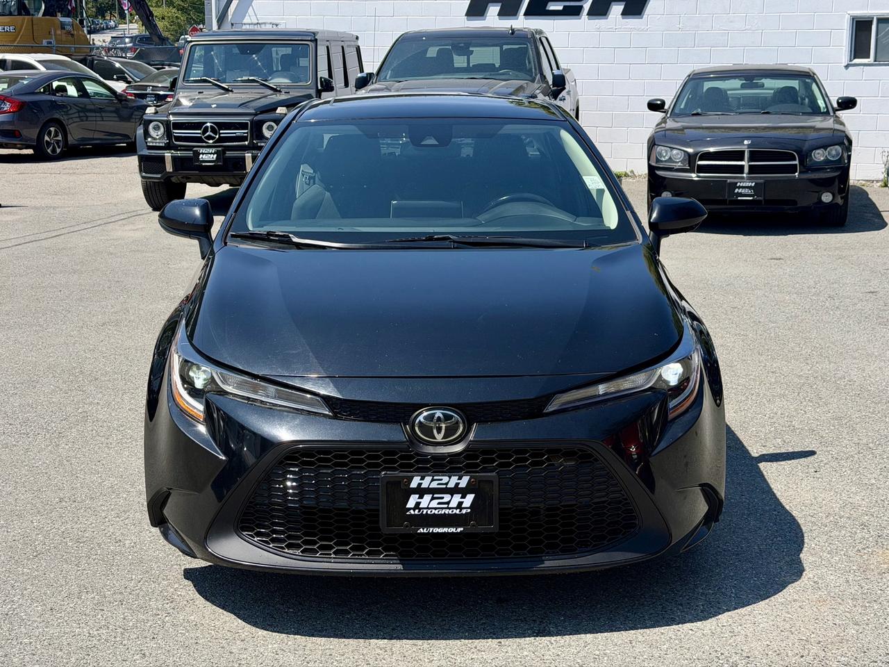 2020 Toyota Corolla LE FINANCING AVAILABLE Photo2