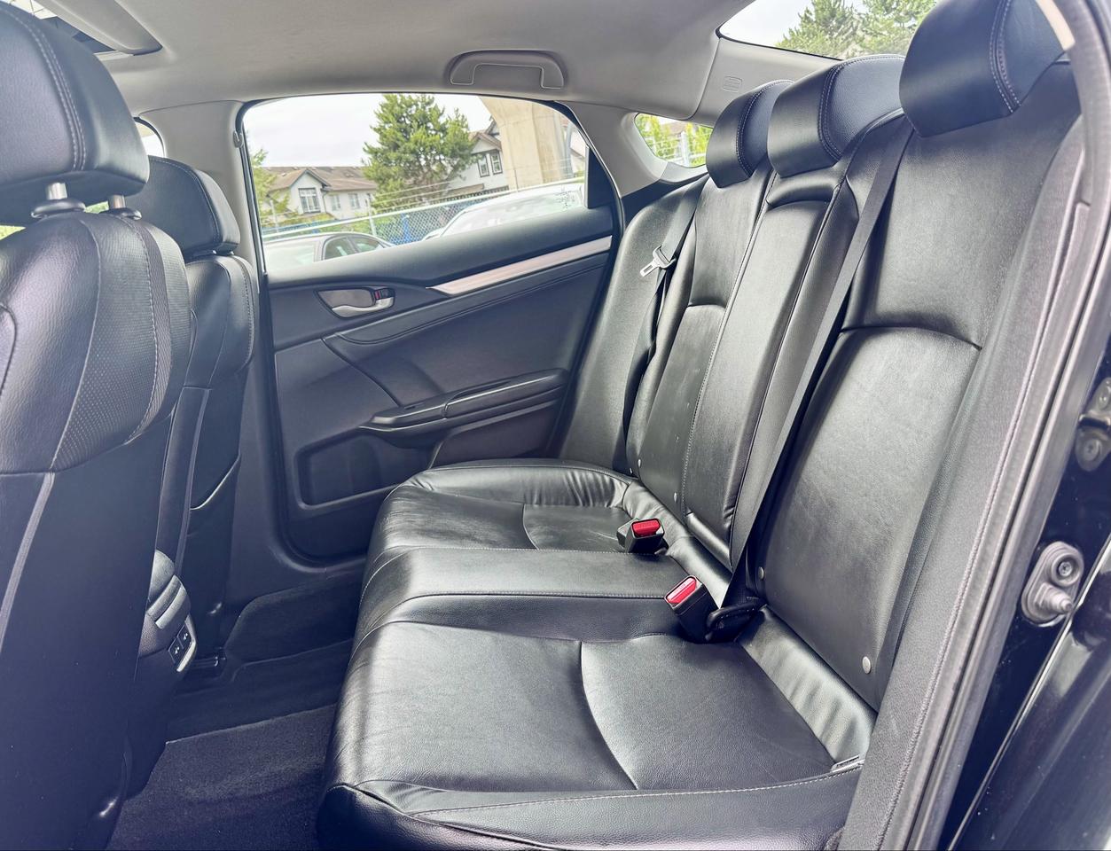 2020 Honda Civic Touring FINANCING AVAILABLE Photo15