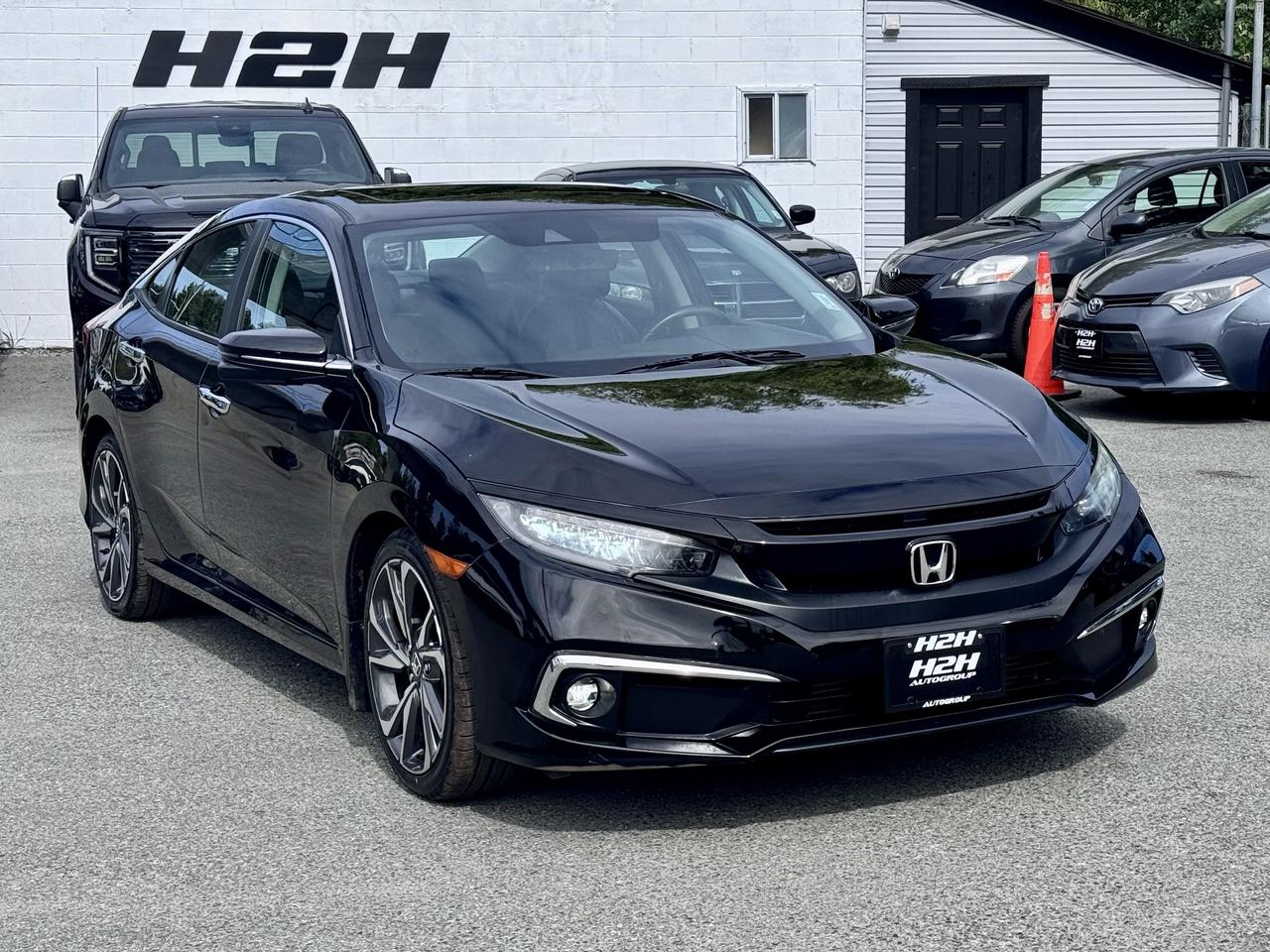 2020 Honda Civic Touring FINANCING AVAILABLE Photo3