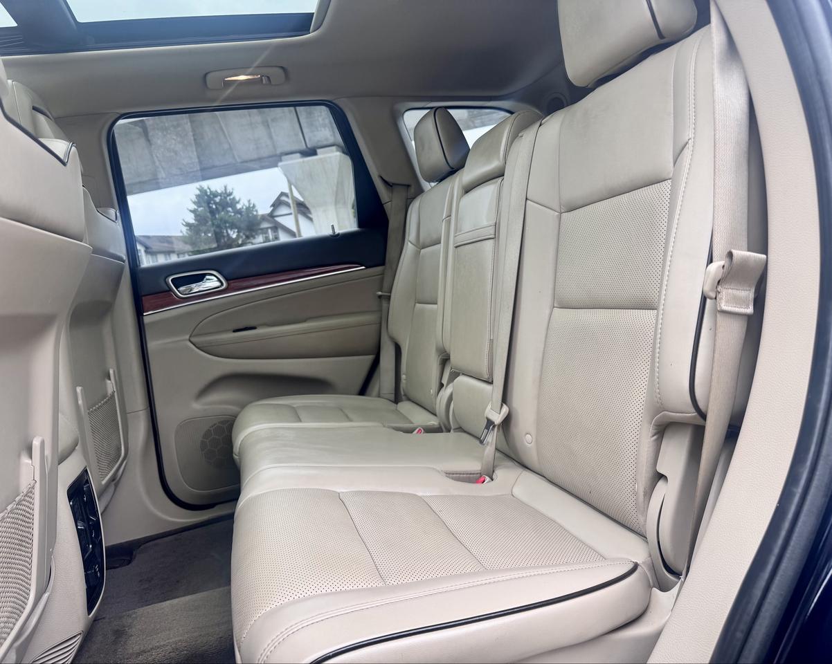 2011 Jeep Grand Cherokee FINANCING AVAILABLE Photo15