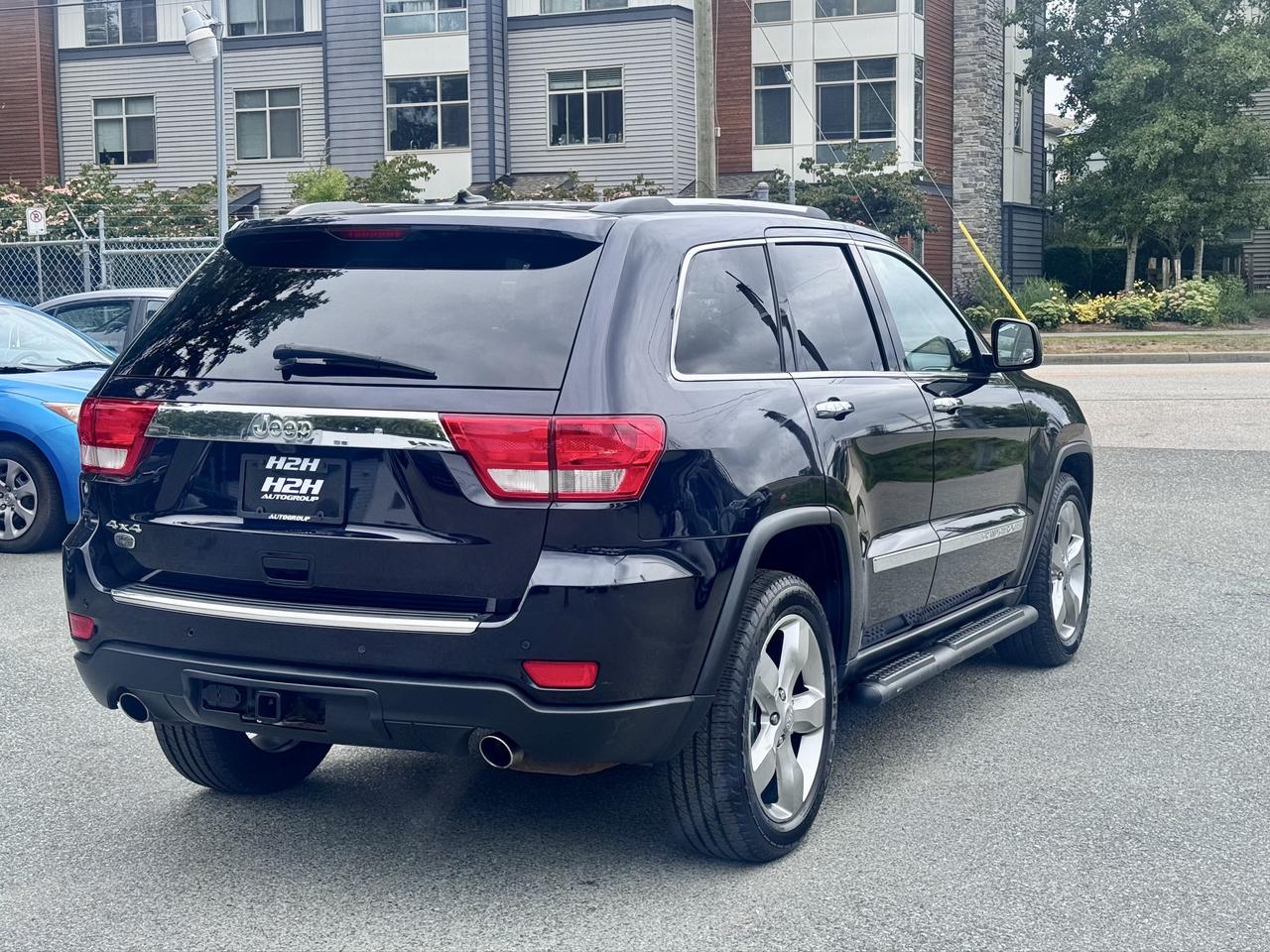 2011 Jeep Grand Cherokee FINANCING AVAILABLE Photo5