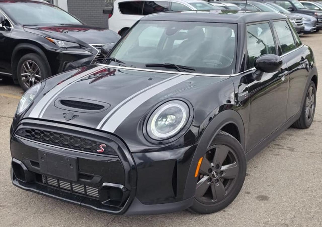 Used 2022 MINI Cooper S COOPER S / LEATHER / ROOF / NAV / LOW KMS for sale in Cambridge, ON